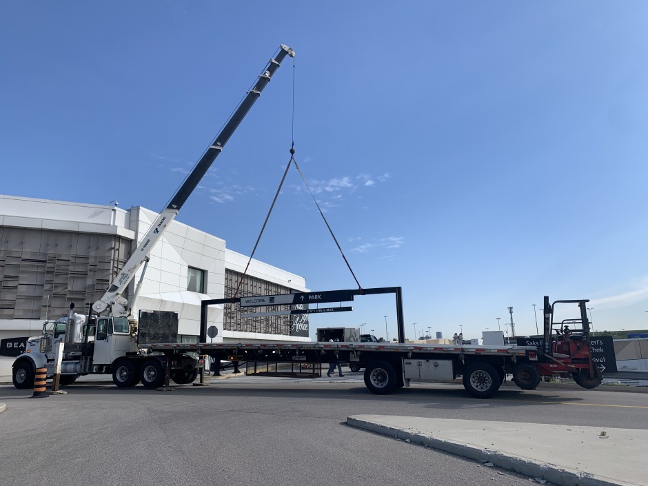 Live Haul & Hoist Services Elevated Truck & Crane Services LTD.